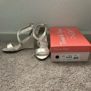 Size 5 Ivory Wedge Heels